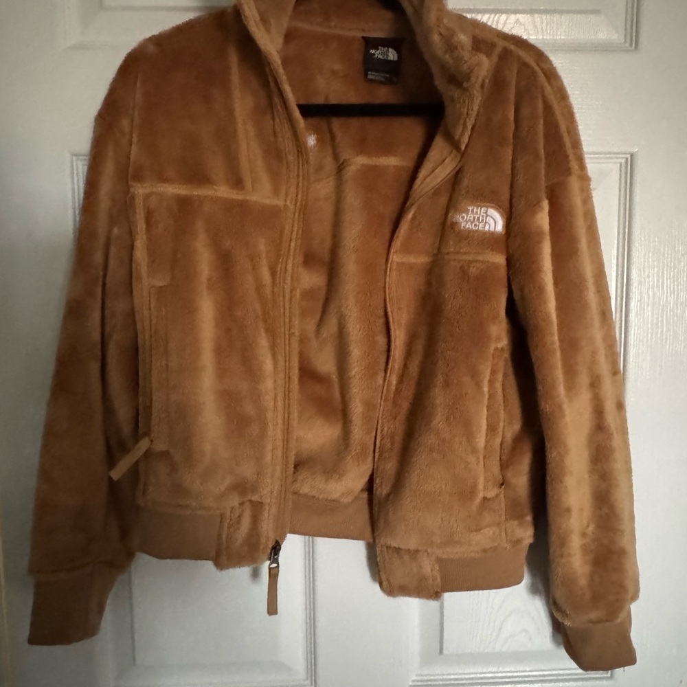 Brand new WOT North Face bomber fleece, size XS but fits more like a small.